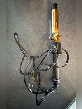 Gold-Tone Curling Wand - Black Handle